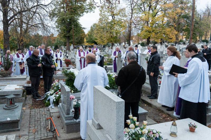 2025_10_27_gyurosovics temetes_55.jpg